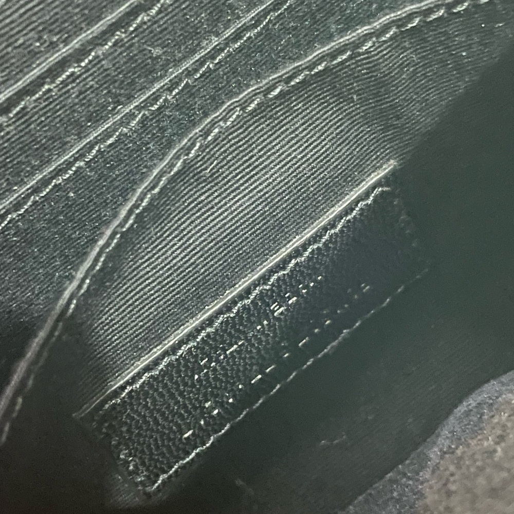 Saint Laurent Lou Heart Belt Bag ❤️ - Picture 9 of 11